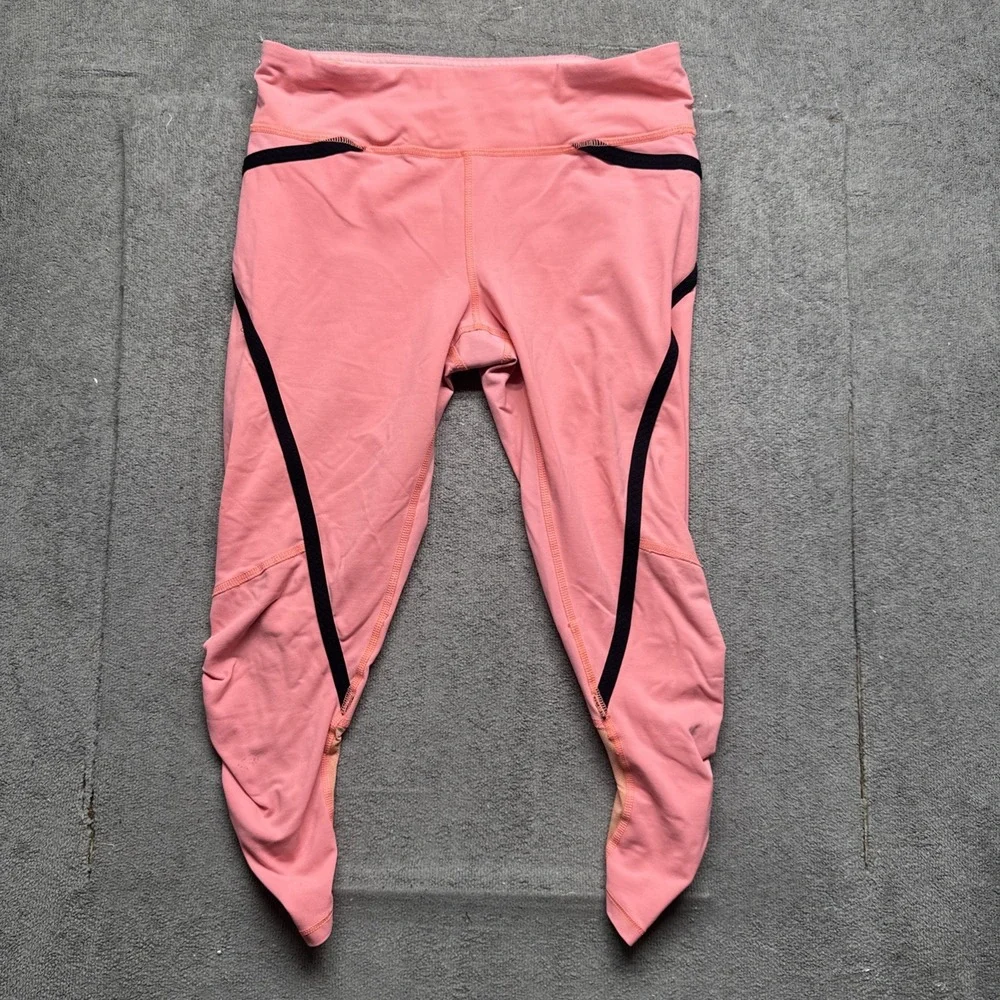 Lululemon Pink Crop Leggings‎ Women's 4 Contrast Trim Yoga Gym Athleisure